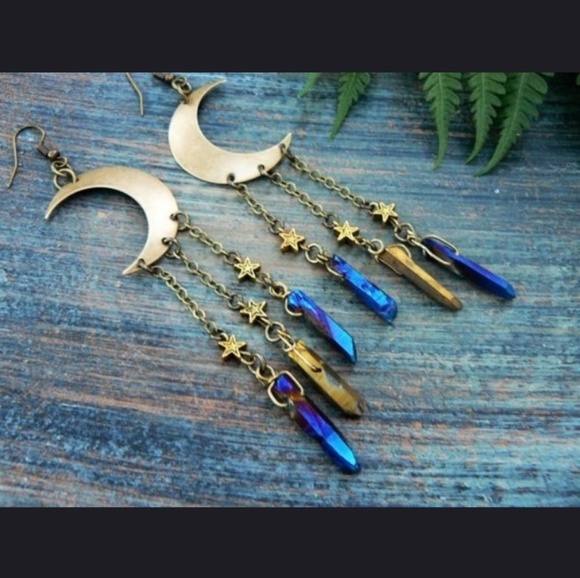 unknown Jewelry - Celestial crystal earrings